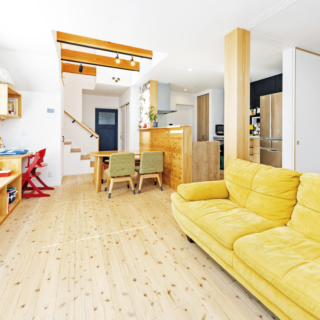 肌触りの良い◯◯の床の家