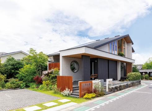 木の香り漂う贅沢なくつろぎの注文住宅