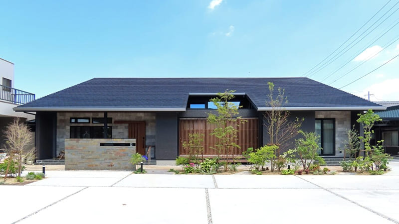 安水建設施工事例_吹き抜けのある平屋の住まい1