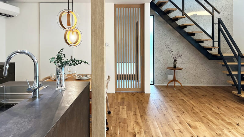 安水建設施工事例_和モダン×鉄骨階段がある住まい3