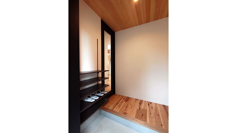 安水建設施工事例サムネイル_空間を無駄なく使ったスキップフロア4